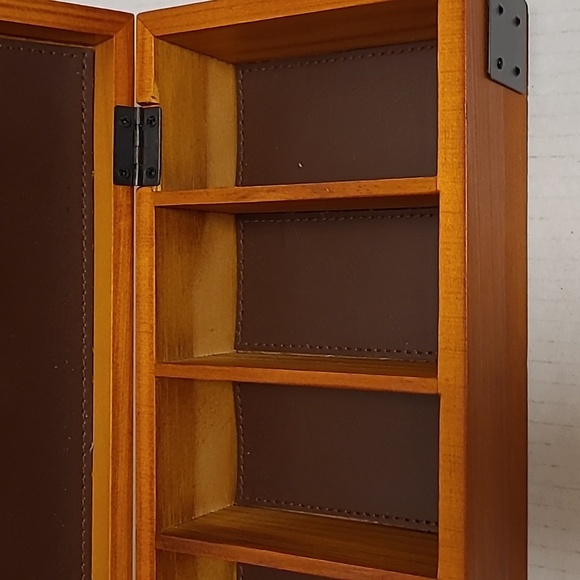 Wood Watch / Jewelry Box - Picture 12 of 16